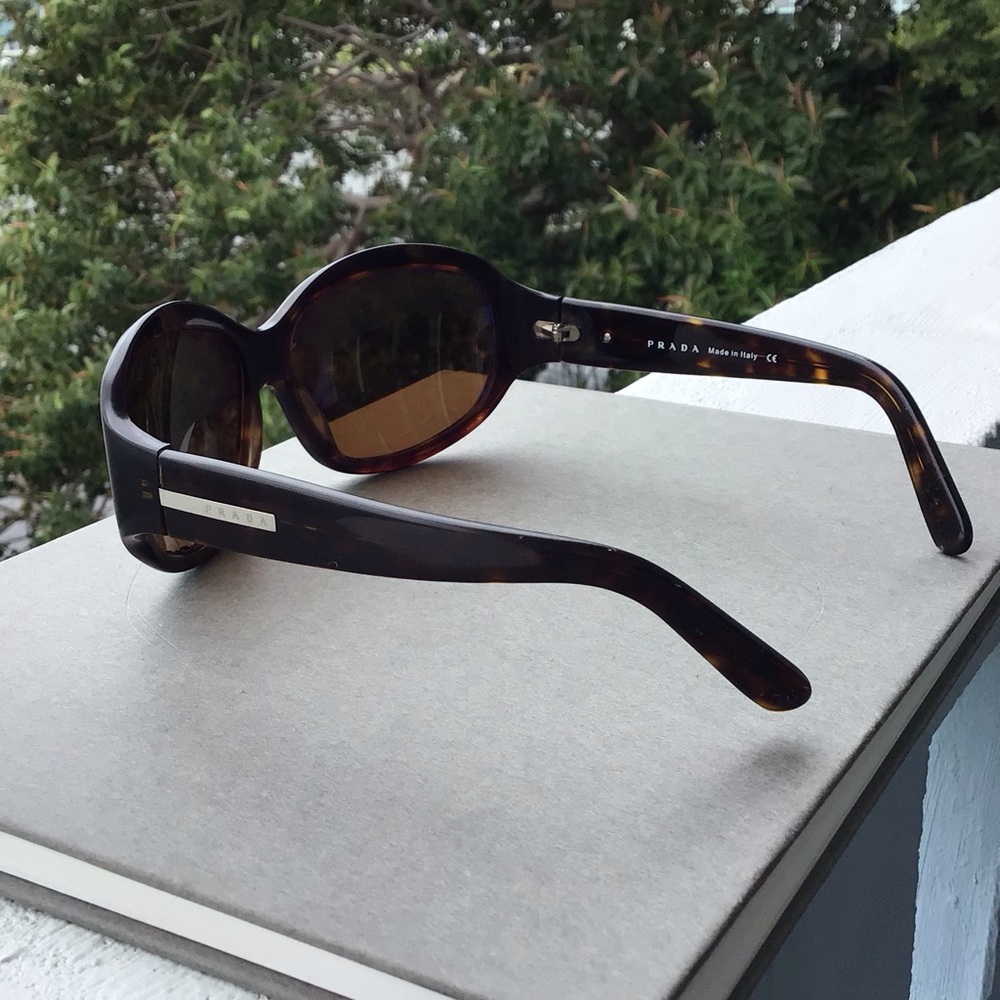 Prada Tortoise Sunglasses SPR 01E 2AU 3N1 Made in Italy - Picture 10 of 15